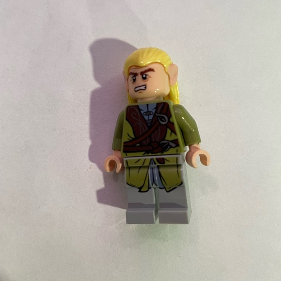 Legolas Elf Hobbit and The Lord of the Rings Minifigure...